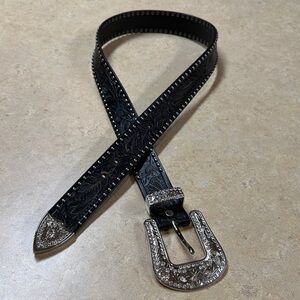 Western LG Black Leather belt with Silver and Rhinestone Accents